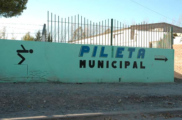 Pileta Municipal - Colonia 25 de Mayo