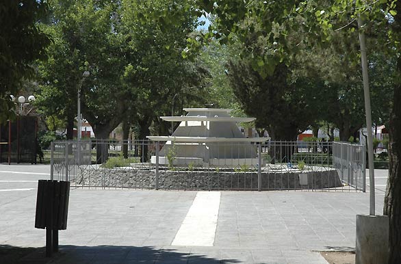 Fuente de la Plaza (Cutral-C) - Cutral-C Plaza Huincul