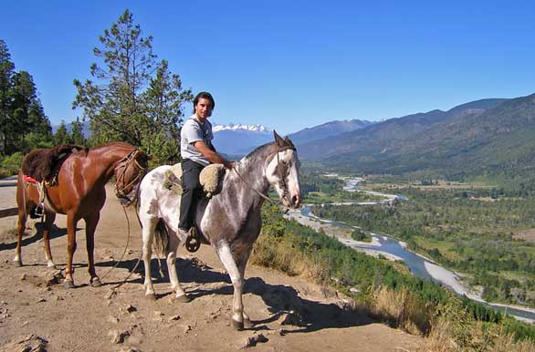 Cabalgata al ro Azul - El Bolsn