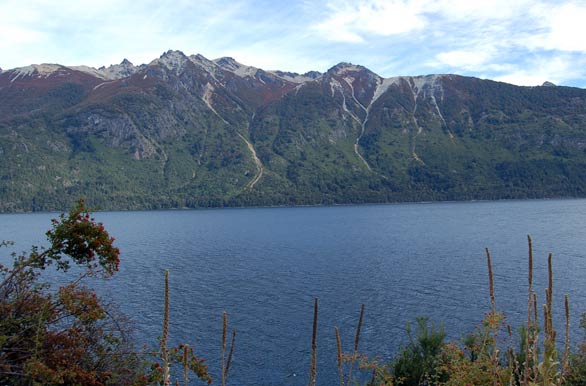 Lago Rivadavia, Cerro Coronado - El Bolsn