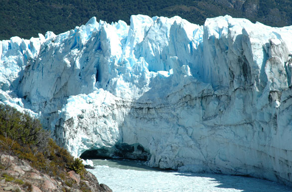 Momento de cierre del glaciar - El Calafate