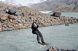 Cruzar el Fitz Roy por una tirolesa - Foto: Karina Jozami