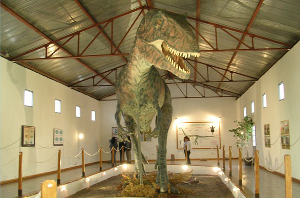 Rplica del Giganotosaurus Carolini - Villa El Chocn