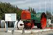 Viejo tractor, Gobernador Gregores