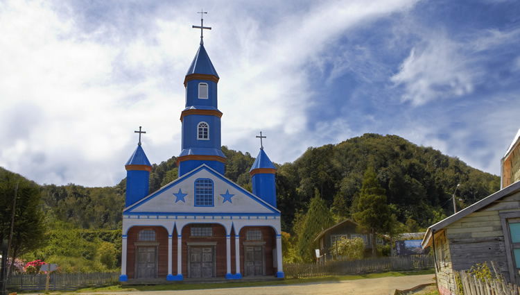 Iglesia de Tenan