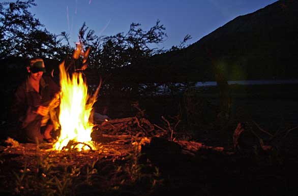 Noches de camping y fogn - Junn de los Andes
