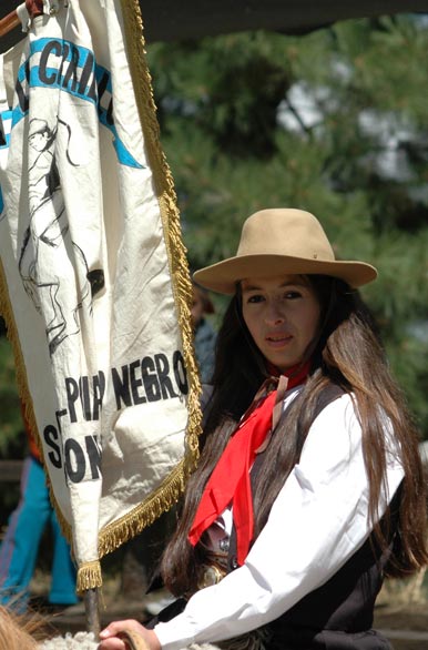 Mujer gaucha - Junn de los Andes