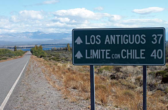 Llegando al pueblo - Los Antiguos, 