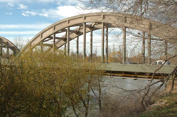 Puente de arcos - Neuqun