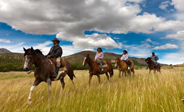 Horseback ride in Esquel