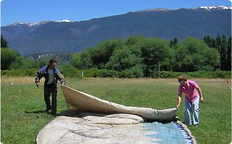 Parapente en El Bols�n faldeos cerro Piltriquitr�n