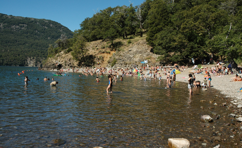 The shores of the Lácar