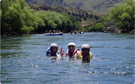 Rafting en el r�o Alumin�