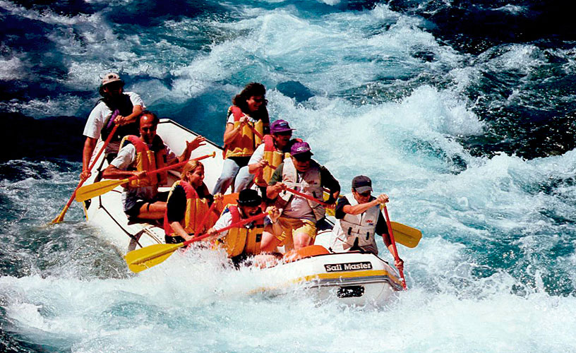 Rafting in Hua-Hum River