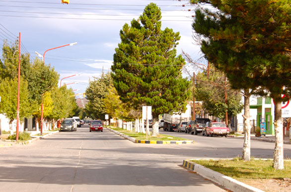 Avenida y ruta 40 - Perito Moreno