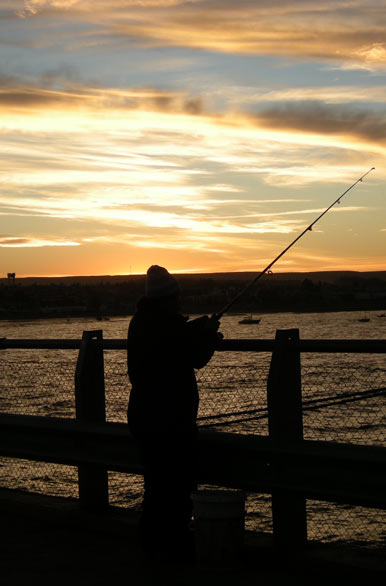 Pescando en le muelle - Puerto Madryn