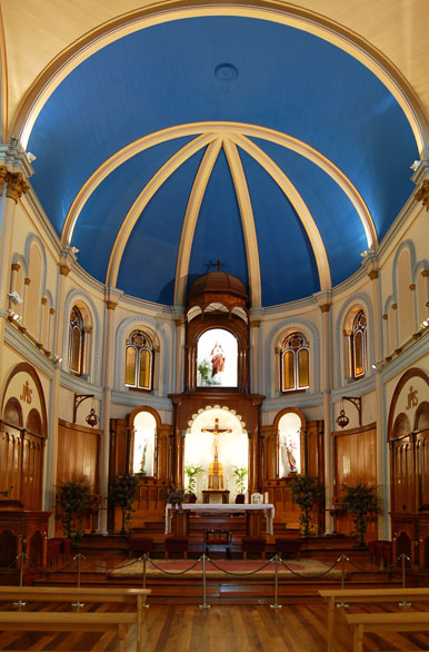 Interior catedral - Puerto Varas