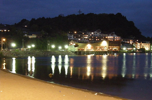 Vista nocturna de Puerto Varas - Puerto Varas