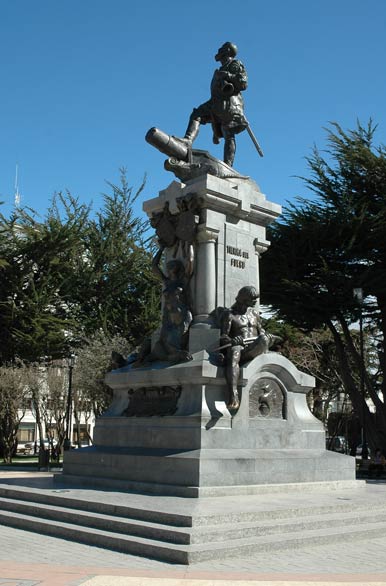 Monumento a Magallanes - Punta Arenas