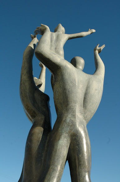 Monumento a los Emigrantes - Punta Arenas