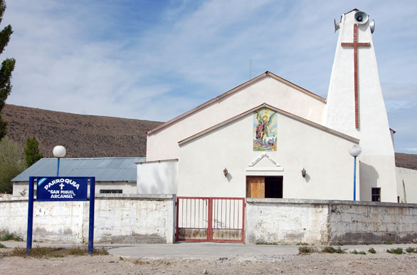 Saint Michael Archangel's Parish - R�o Mayo, 