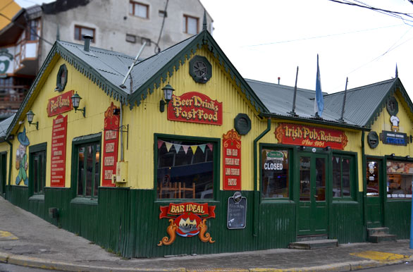 Irish Pub, the oldest in the City of Ushuaia - Ushuaia
