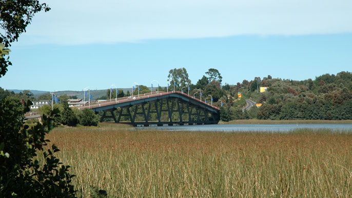 Puente camino a Niebla - Valdivia