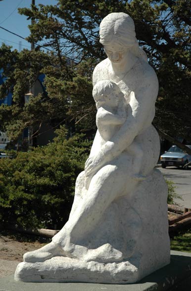 Monumento a la Madre - Zapala