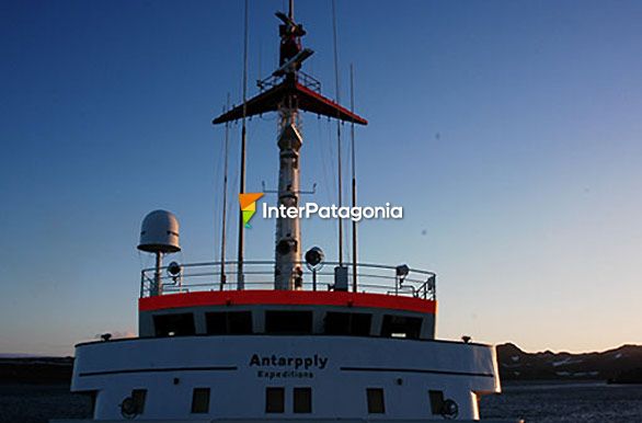 Barco Antarpply