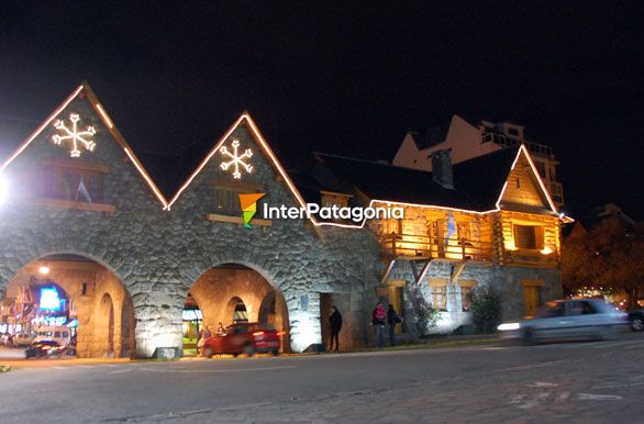 Centro Cvico engalanado - San Carlos de Bariloche