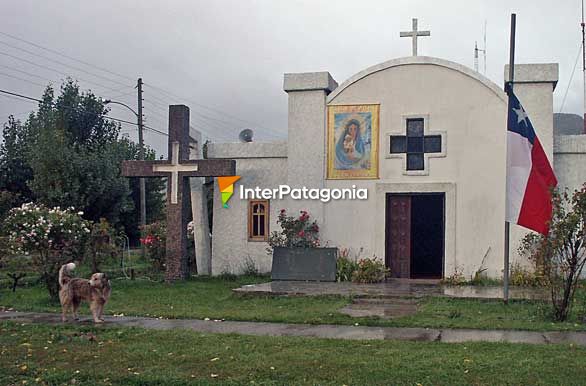 Capilla de Puerto Guadal - Chile Chico / Lago G. Carrera