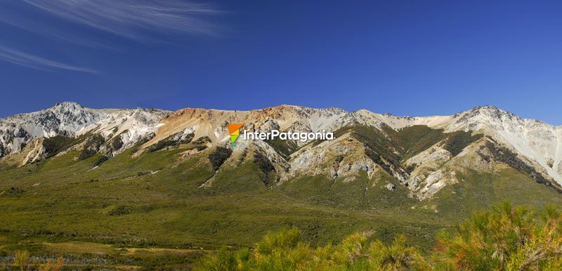 Panorama cordillerano - El Bolsn