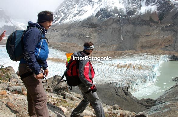 La morena lateral del glaciar Torre - El Chaltn