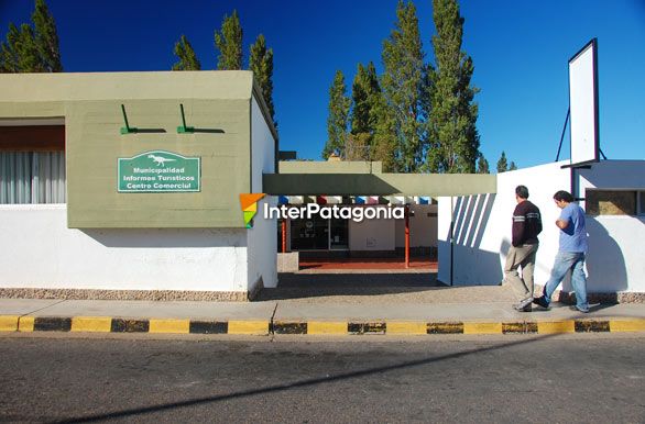 Town Hall and commercial center - Villa El Chocn