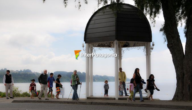 Paseo por la costa del Llanquihue - Frutillar