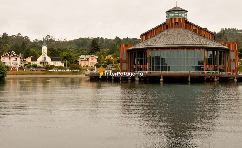 El Teatro del Lago