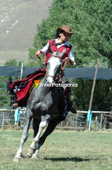 Destreza femenina - Junn de los Andes