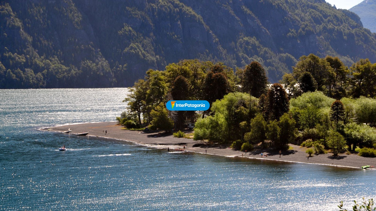 Costa del lago Huechulafquen - Jun�n de los Andes