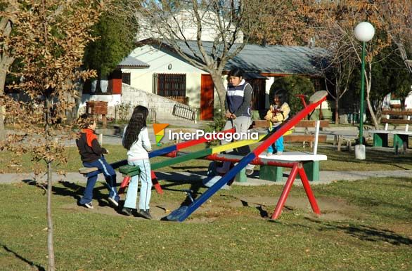 Plaza de juegos Jaime de Nevares - Junn de los Andes