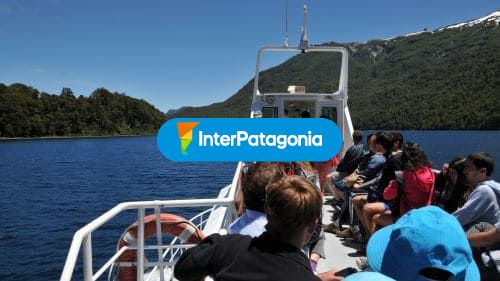 Navegando el lago Huechulafquen