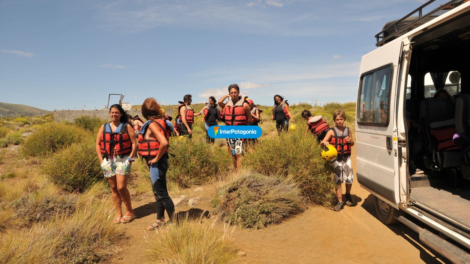 Preparados para hacer rafting - Jun�n de los Andes