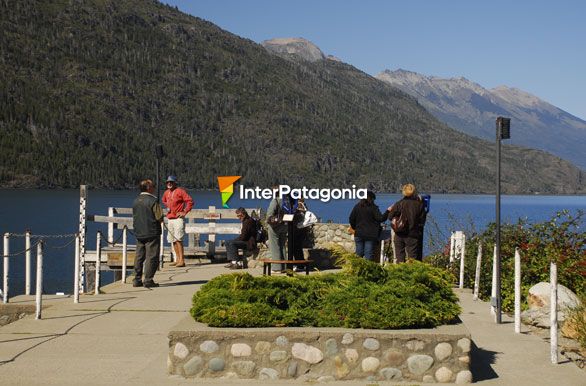 Muelle del lago Puelo - Lago Puelo