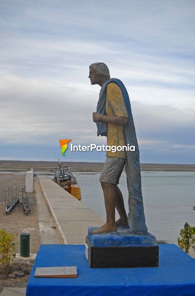 Escultura emblemtica al pescador - Las Grutas / San Antonio Oeste