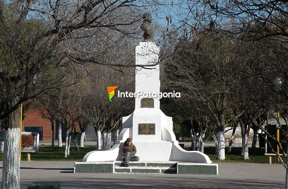 Monumento, Plaza principal