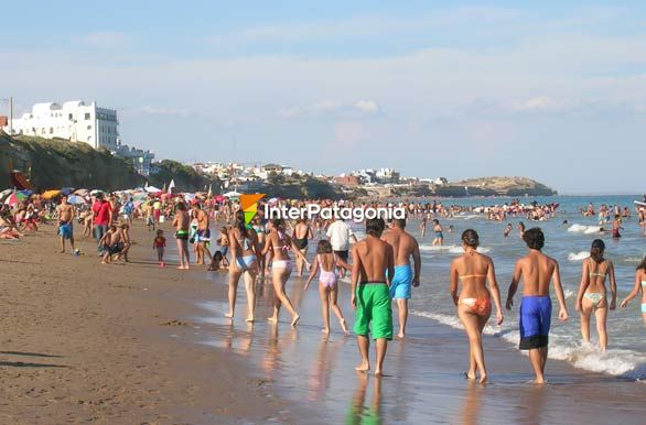 Caminando la playa - Las Grutas / San Antonio Oeste