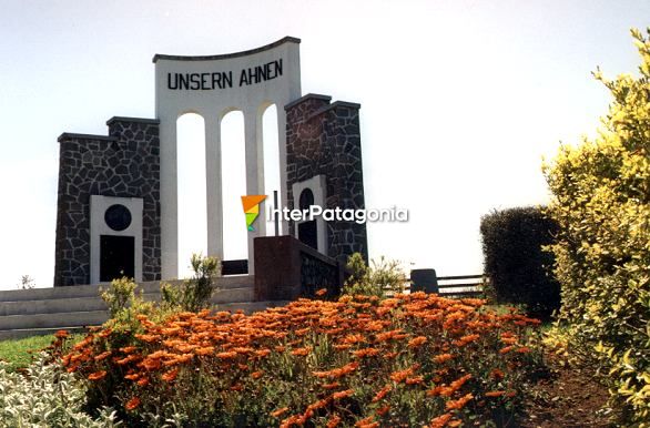 Monumento a los Colonos - Llanquihue