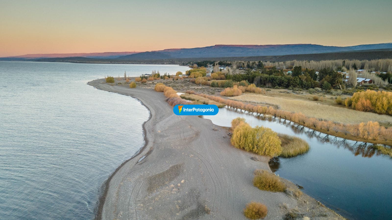 Laguna de los juncos - Los Antiguos