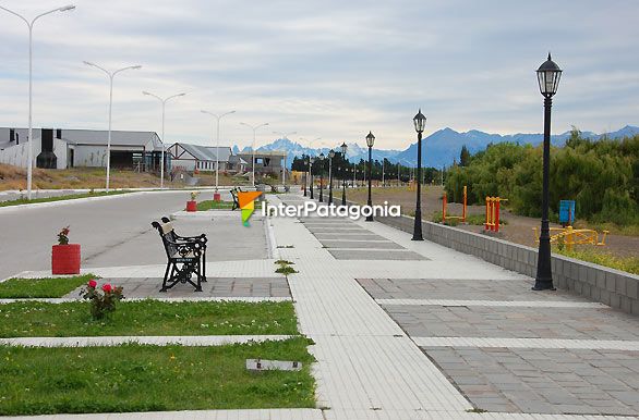 Paseo de la costanera - Los Antiguos