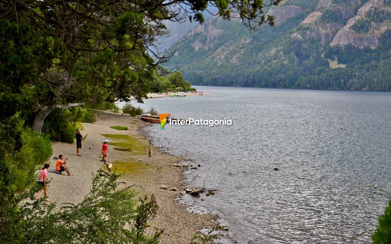 Playa norte de la puntilla - Villa Lago Meliquina