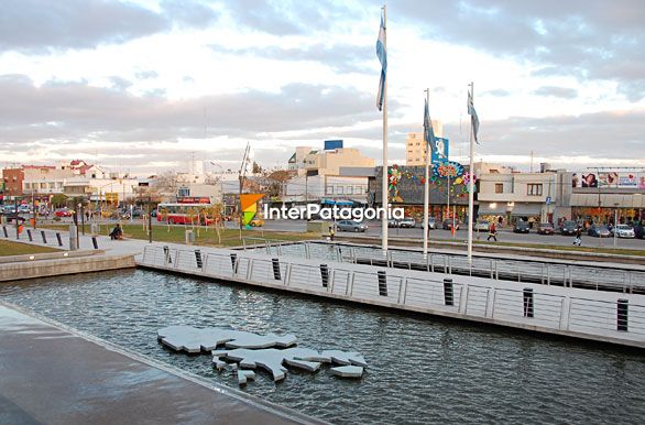 Monumento a Malvinas - Neuqun